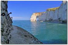 manneporte et porte daval depuis le sentier de la  pointe de la courtine.jpg